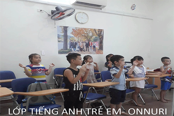 Lớp học tiếng Anh trẻ em tại ngoại ngữ ONNURI